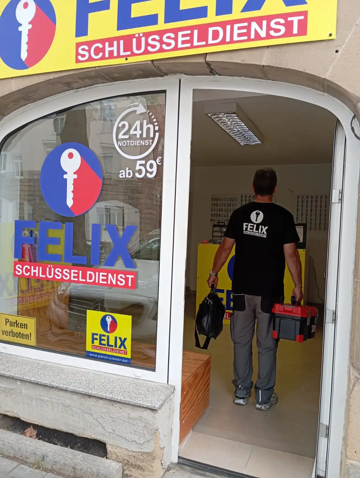 Felix Schlüsseldienst Ladengeschäft Eingang Stuttgart
